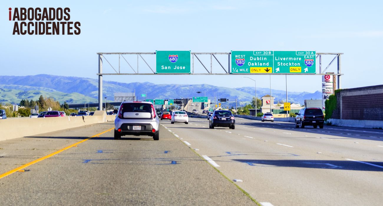 Abogados de Accidentes Freeway Stockton CA
